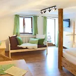 Apartament Gaestehaus Ostler Grainau