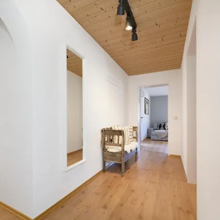 Διαμέρισμα Gaestehaus Ostler