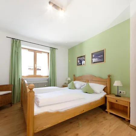 Διαμέρισμα Gaestehaus Ostler